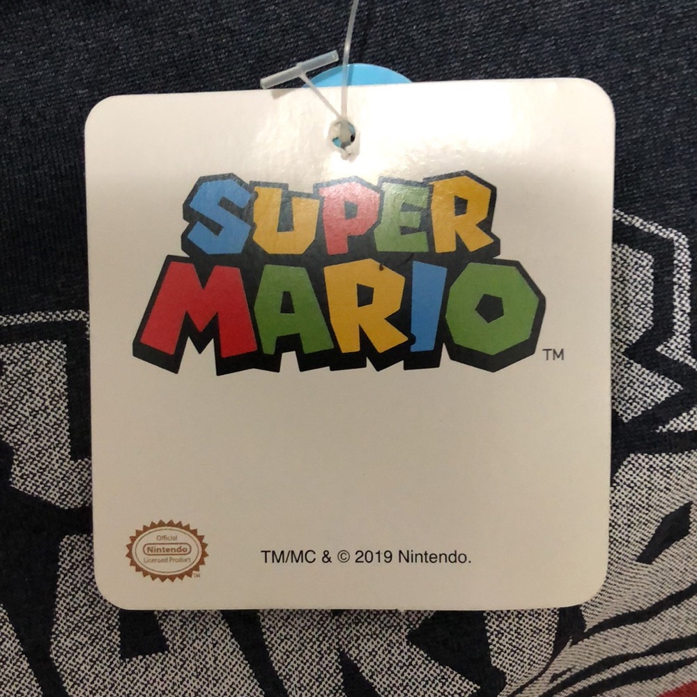 ⭐️NWT⭐️SUPER MARIO T-SHIRT⭐️Nintendo 2019 - Picture 6 of 6